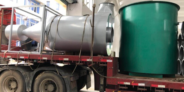 塑料垃圾處理，使用耀先小型垃圾焚燒爐可解決