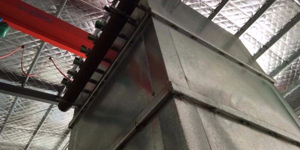 無錫耀先布袋除塵器去除空氣塵土效果好，用了車間不戴口罩！