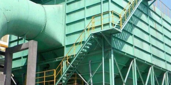 塑燒板除塵器過濾粉塵的效果怎么樣？廢氣處理廠家耀先環(huán)境設(shè)備質(zhì)量佳