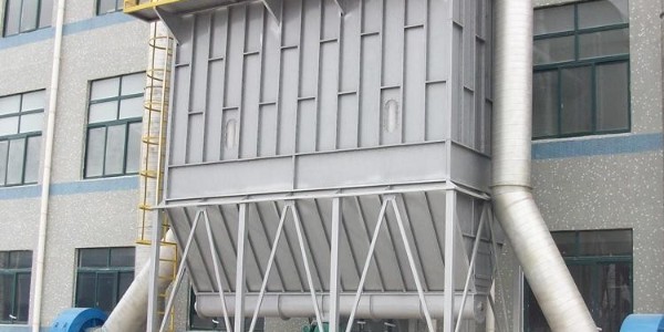 廢氣處理廠家耀先生產車間忙忙碌碌，為您解決車間廢氣問題